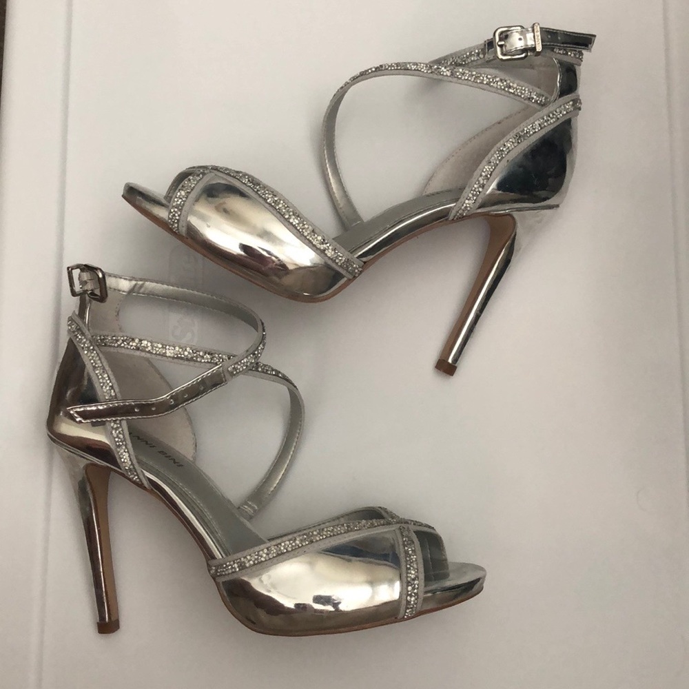 Gianni Bini Silver Heels